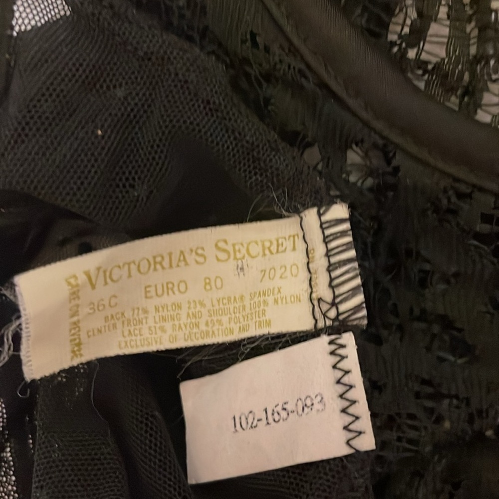 EUC 90’s Vintage Victorias Secretary gold tag black lace and mesh thong teddy‌‌ - Picture 5 of 5